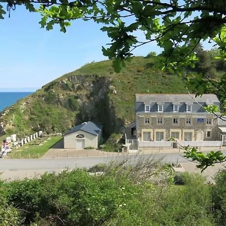 Vue Et Sur Les Falaises-face Au Sentier De Randonnee Lejlighed *